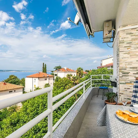 Charmantes 100 Meter Zum Sandstrand Mit Meerblick, Garagenstellplatz, Waschmaschine Apartment
