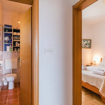 Apartment Charmantes 100 Meter Zum Sandstrand Mit Meerblick, Garagenstellplatz, Waschmaschine *