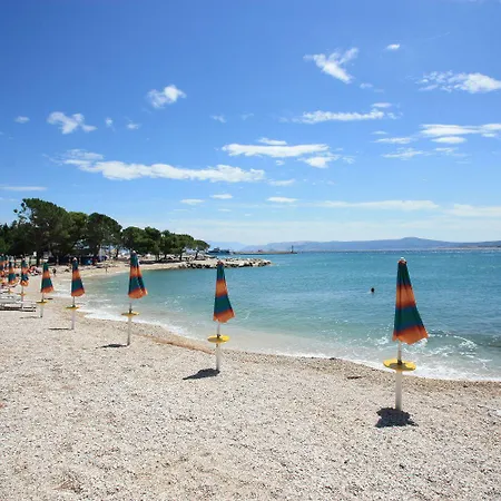 Charmantes 100 Meter Zum Sandstrand Mit Meerblick, Garagenstellplatz, Waschmaschine Apartment Crikvenica